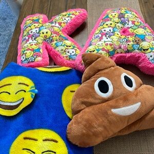Emojis Bundle $12